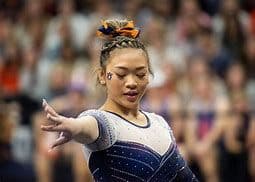 Suni Lee image
