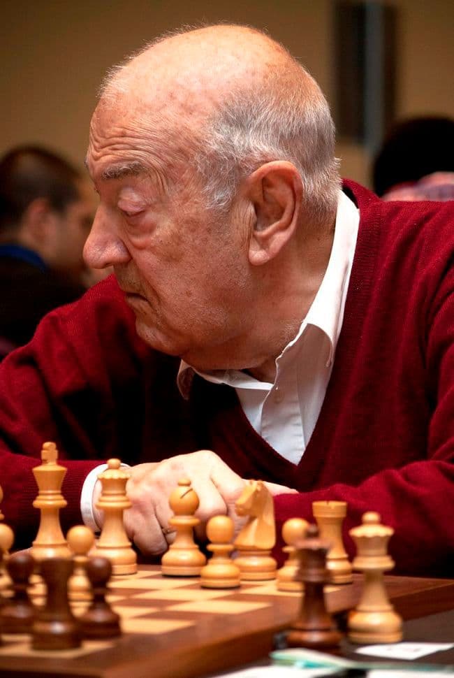 Viktor Korchnoi image